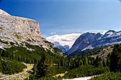 Parco Naturale Fanes-Senes-Braies. Escursione al Rifugio Fanes. La Gola di Fanes nei pressi del rifugio Ucia di Gran Fanes.